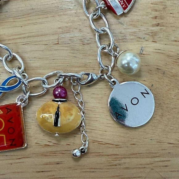 Avon Charm Bracelet Silver Tone, Glam, Fashion, Makeup, Cosmetics, Unique, Y2K - Picture 16 of 16
